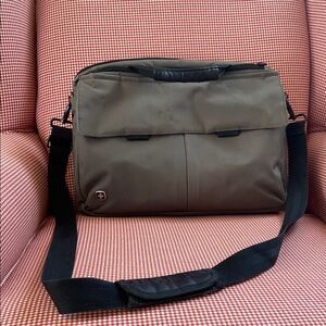 SwissGear Olive Green Messenger Bag